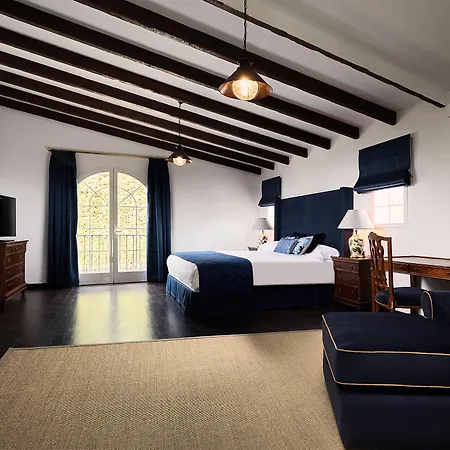 Hotel The Touch Puerto Banus 4*
